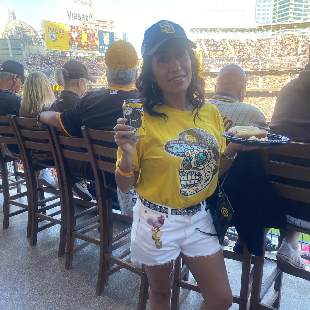 Meet your Posher, Elias